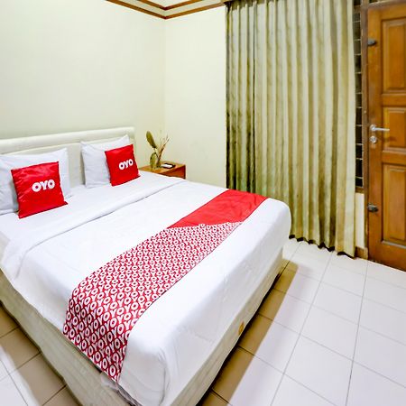 Oyo 90066 Tobana Pejaten House Jacarta Exterior foto